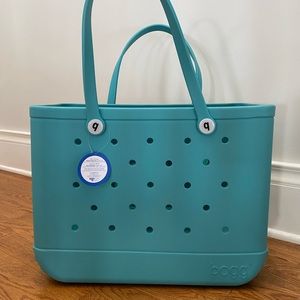 Large NWT Bogg Bag “Turquoise & Caicos”